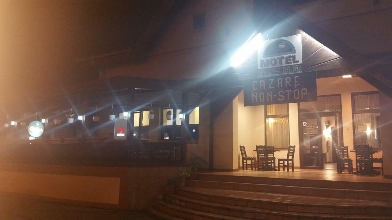 Motel Restaurant Lowe Deva Esterno foto